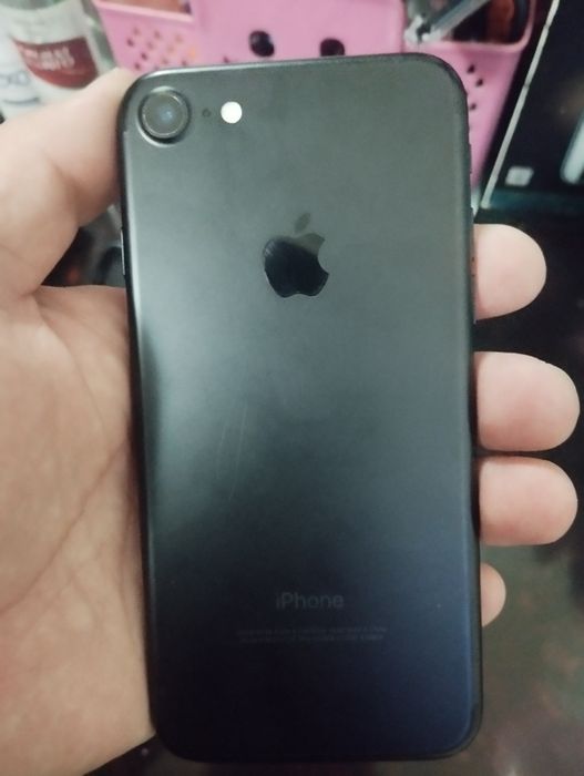 iPhone 7 sotiladi usta goʻrmagan