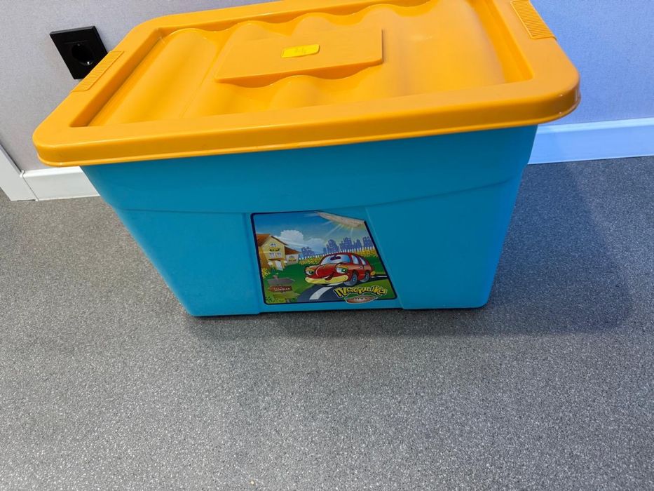 Ящик для игрушек фирмы Пластишка