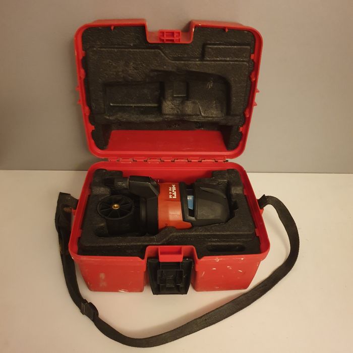 Hilti PM 4-M Laser cu liniii Raza roșie