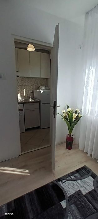 Garsonieră confortabilă în Titan, 300 EUR