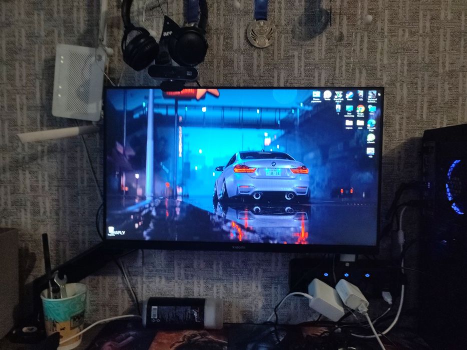 Продам монитор в хорошем состоянии новый