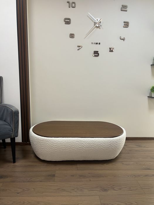 Продам пуфик (столик)