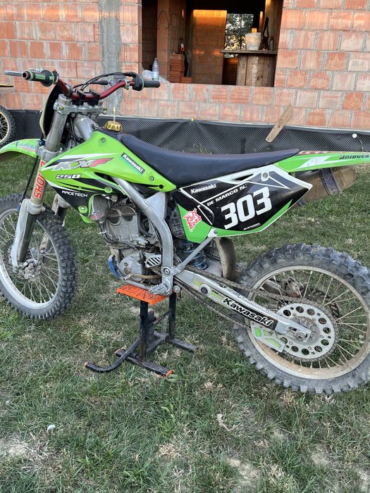 Suzuki rmz 450 sau Kawasaki kxf 250