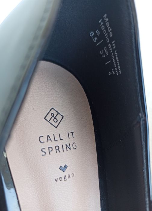 Stiletto din imitație de piele lăcuită Call it Spring - NOI