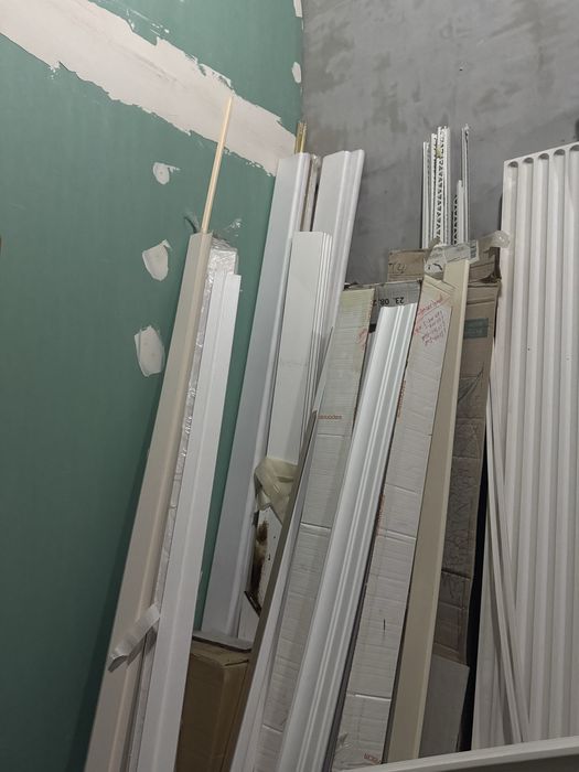 отдам бесплатно галтели, плинтуса