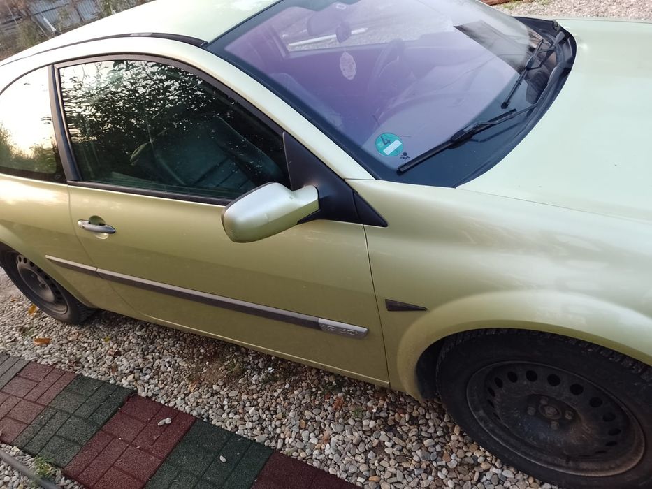 Vând Megane 2  1.9 6 trepte