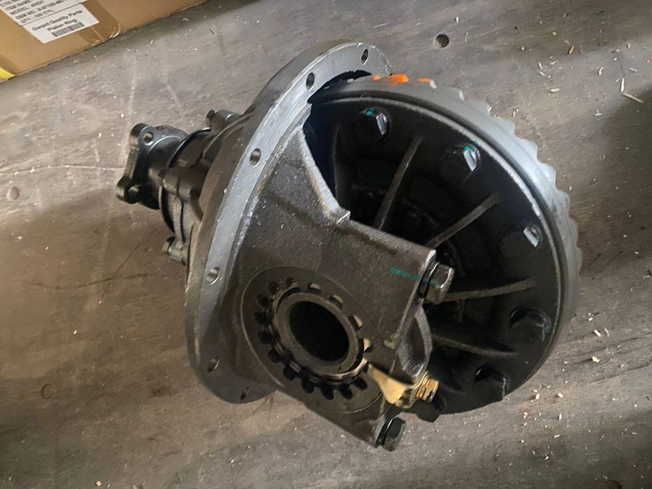 Редуктор в сборе ISUZU