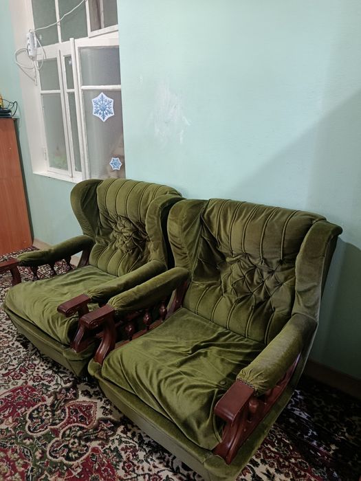 Диван и 2 кресла