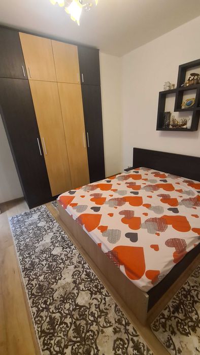 Дава се под наем Тристаен апартамент в Благоевград, Широк център - 63 кв.м за 398.82 € - Снимка #1