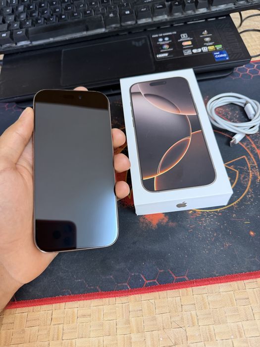 iPhone 16 PRO 256 GB Desert Titanium la cutie 91% bateria