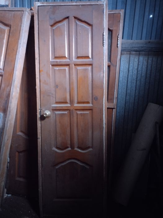 Ағаш есиктер сатамын