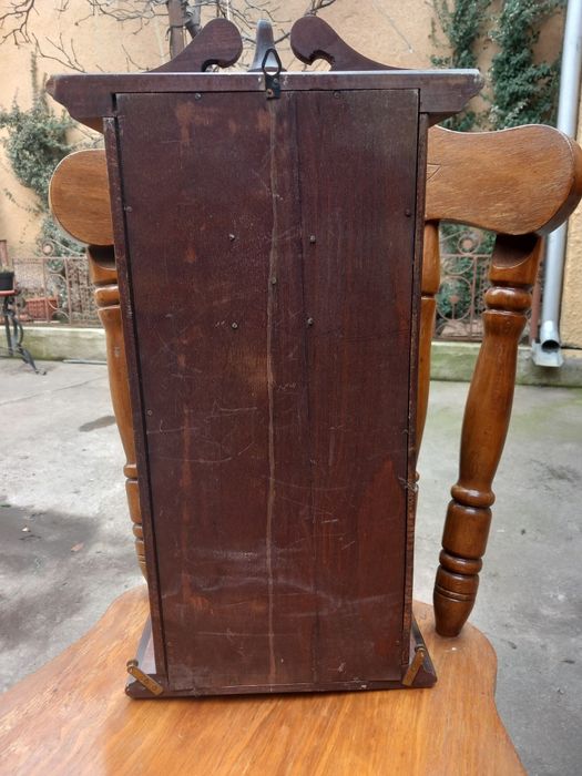 Ceas cu pendul  mecanic/ perete