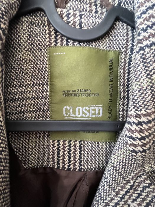Оригинално палто Closed