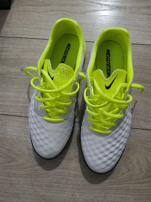 Футболни стоножки Nike Magista X Onda II TF - 42.5