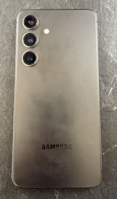 Samsung S24 128 GB черен