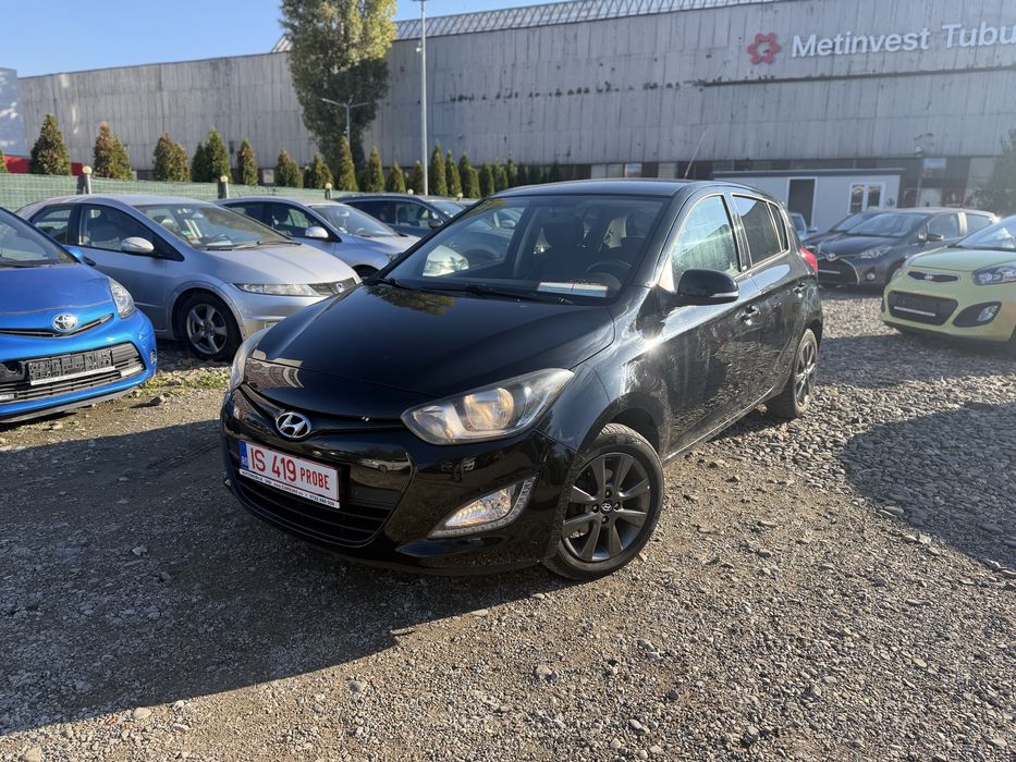 Hyundai i20 1.4 benzina euro 5, 100 cp, cutie automata, 156249 km, garantie 12 luni, rate fara avans!