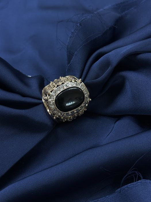 Золотая печатка с бриллиантами