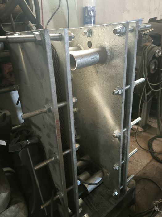 Продам тепло обменник 2 ШТУКИ