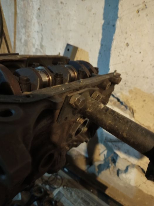 Продам кантователь двигателя