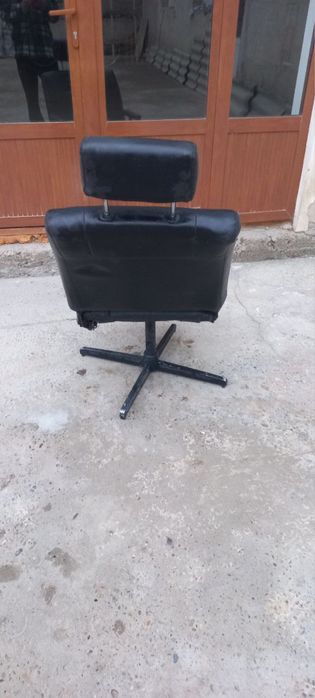 Sartaroshxona uchun kreslo