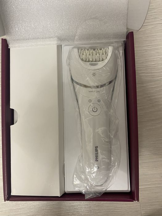 Епилатор Philips 8000