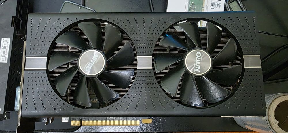 Видеокарта Sapphire nitro+ RX580 8GB. В идеальном состоянии. Возможен