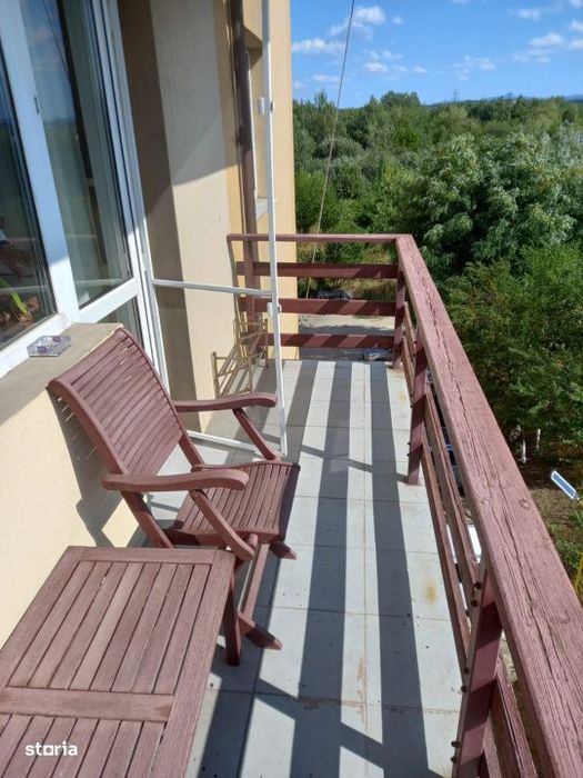 Apartament 3 camere, 67 mp, etaj 3/5, zona Sud