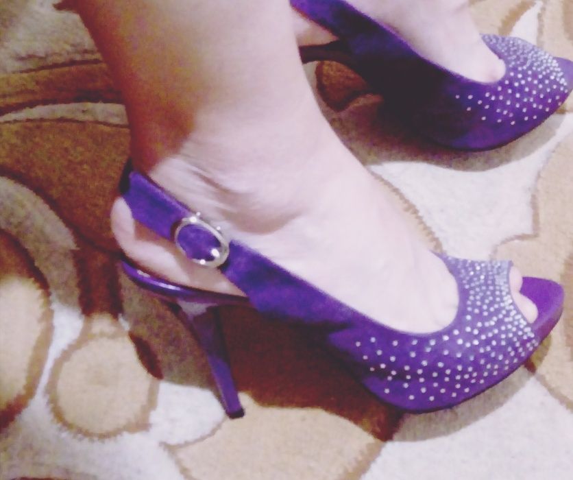 Босаножки из натуральной замши, 22.5 по стельке, новые