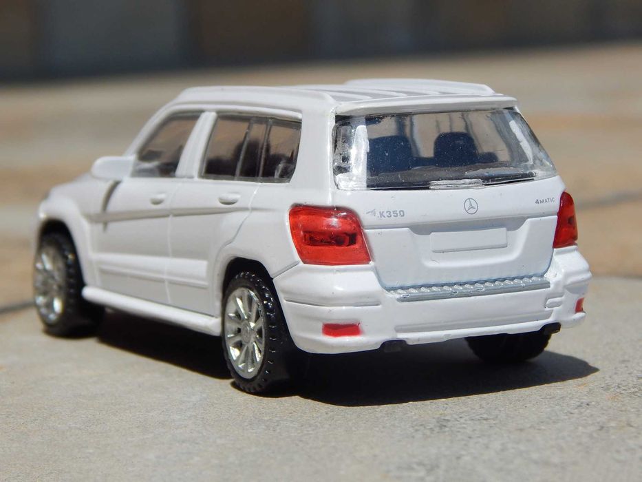 Macheta Mercedes-Benz GLK 350 4Matic 2008 sc 1:43
