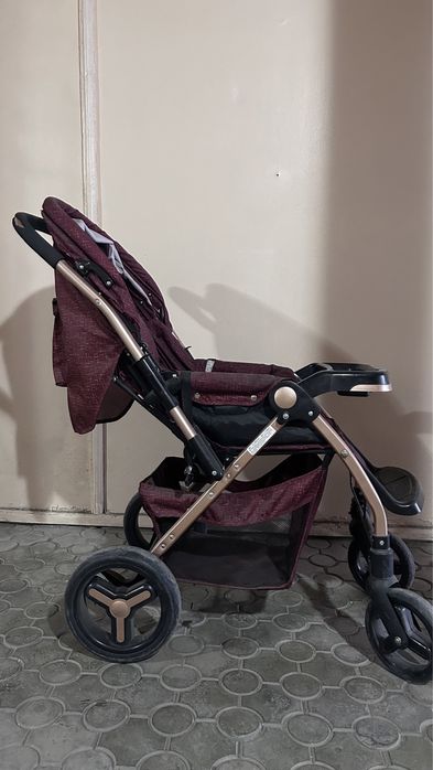 коляска б/у хорошое качество