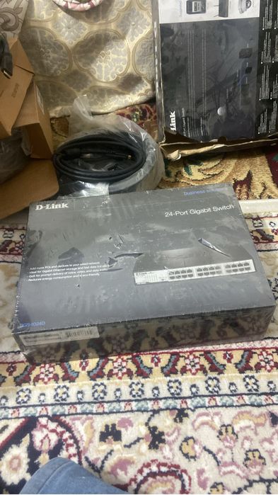 неуправляемый коммутатор D-Link DGS-1024D