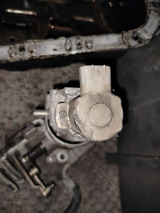 Дроссельная заслонка Subaru