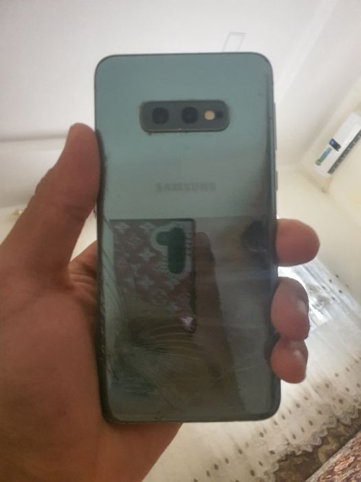 Samsung S 10E Abme