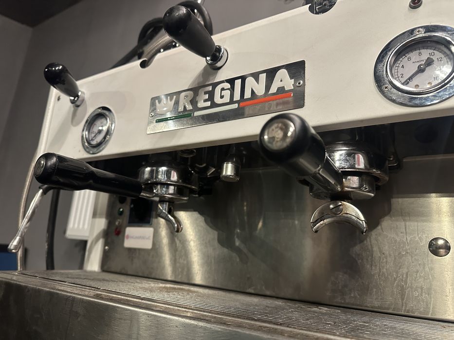 Râșniță espresso italiano, Espressor profesional REGINA