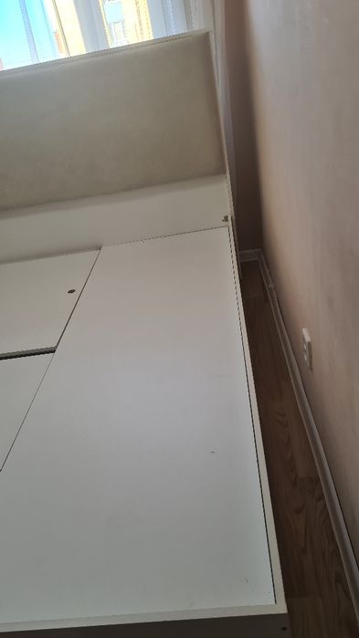 Продам 1.5 спальную кровать