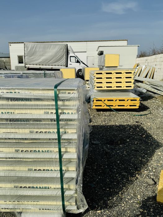 Panouri sandwich perete / acoperis