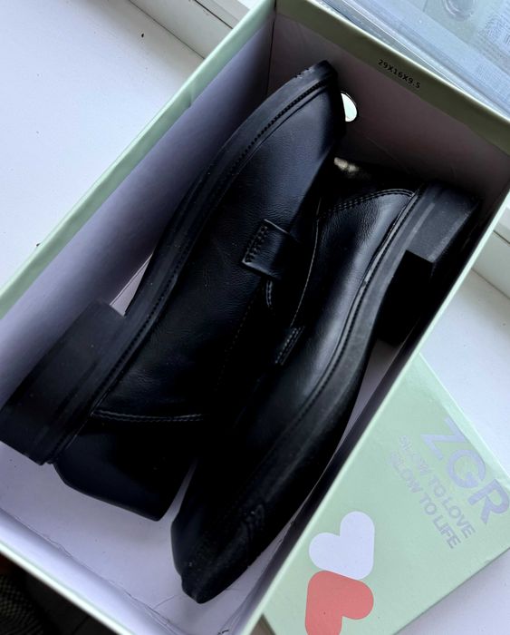 Черные лоферы, размер 38
