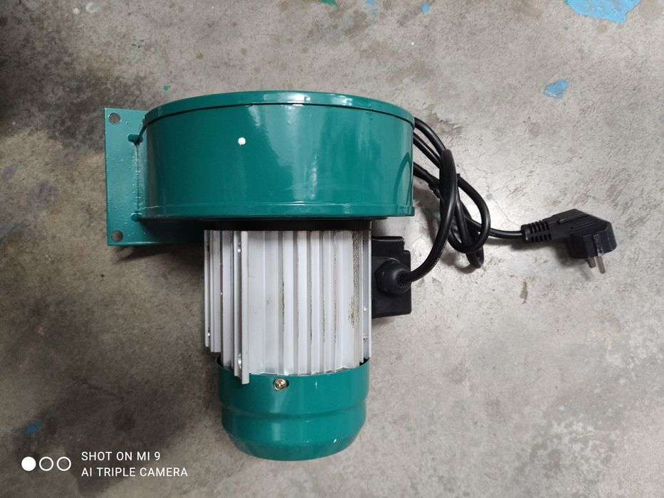 Вентилятор нагнетательный.