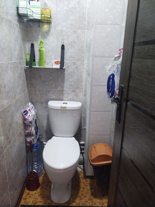 Срочно Продаётся свою 3х комнатная квартира.В доль дороги ки