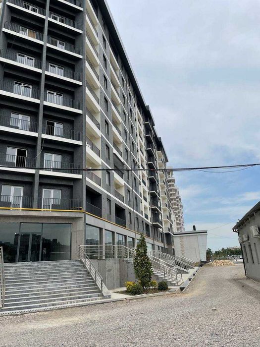Продам 2х ком квартиру в Новостройке (готовый для ремонта)