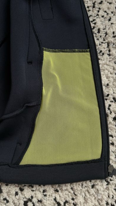 Нов мъжки елек,грейка BMW размер S