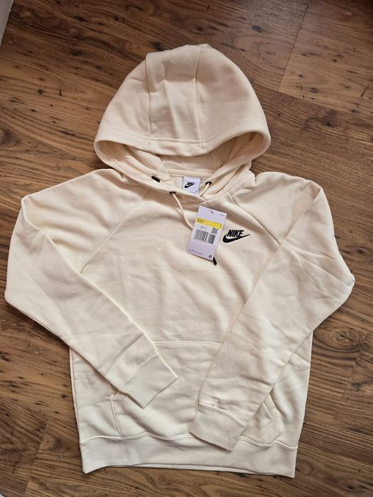 Оригинален Nike дамски суичер с качулка – НОВ с етикет