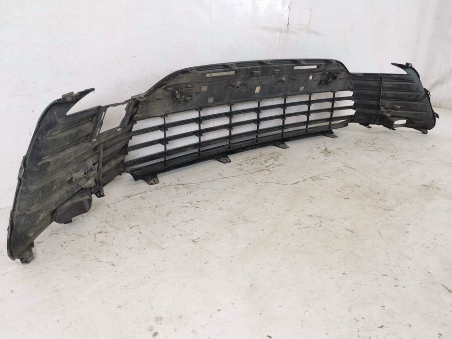 Долна решетка Тойота Камри / Toyota Camry XV70 [фейслифт] Оригинална,