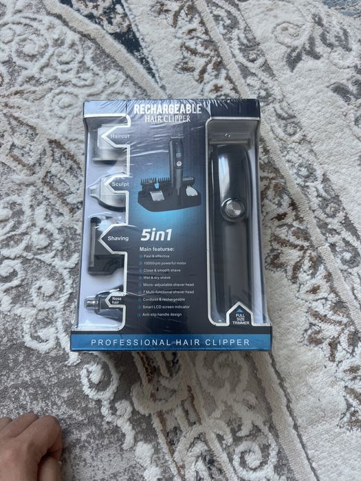 Продам тример запечатаный