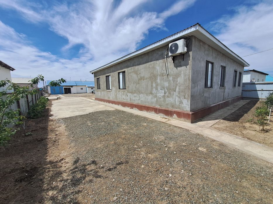 Жаңадан салынған үй сатылады