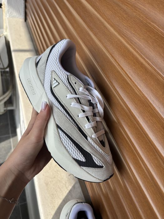 Нови обувки adidas