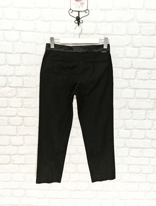 Moncler Оригинален дамски панталон размер 42