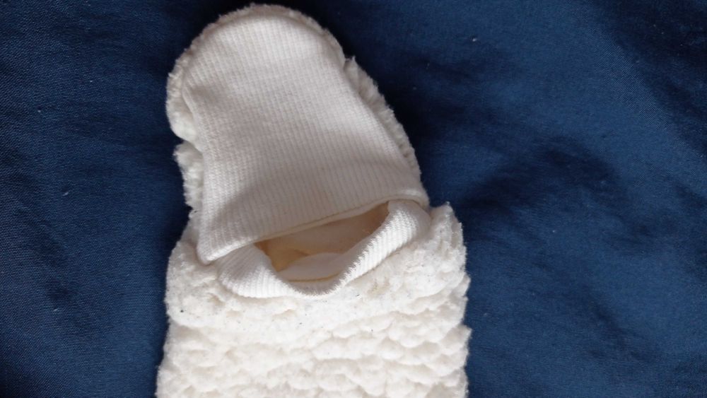 Пухен гащеризон за бебе 62 см HM