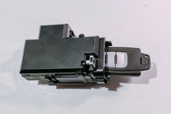 Contact cu Cheie  8K0909131D Audi A4 B8/8K