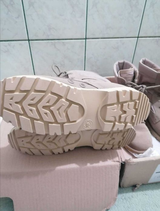 Bocanci militari combat